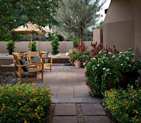 patio landscaping ideas pictures